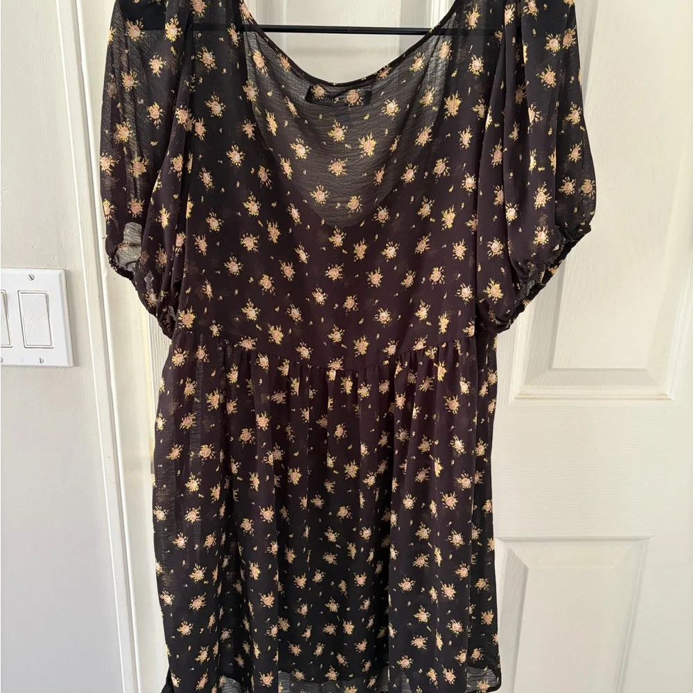 Urban Outfitters Black Floral Chiffon Babydoll Dress - Picture 6 of 8